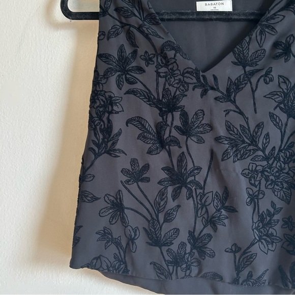 Aritzia Babaton Sz XS Murphy Black Floral Embroidered Sleeveless Blouse - Picture 4 of 11
